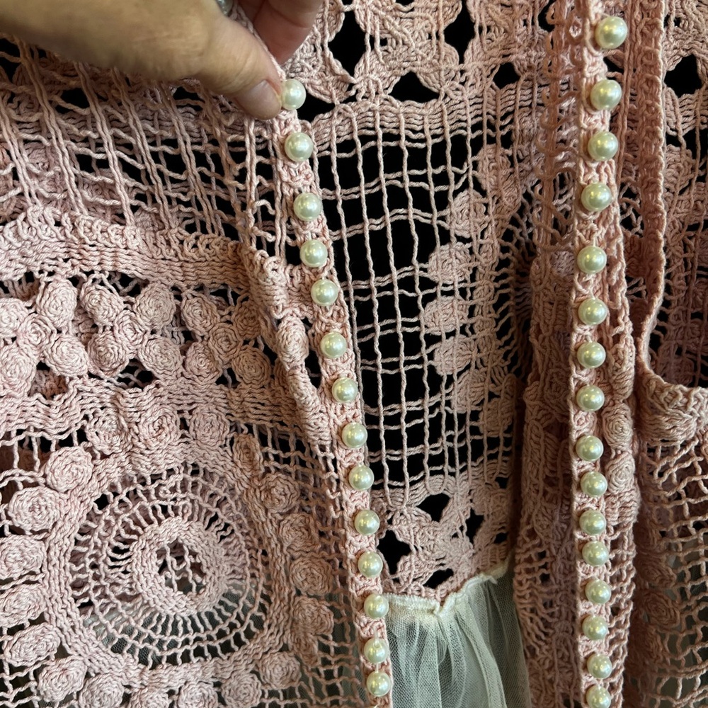 🌸 Paisley Vine Pink Crocheted Cardigan – One Size 🌸 - Picture 6 of 9